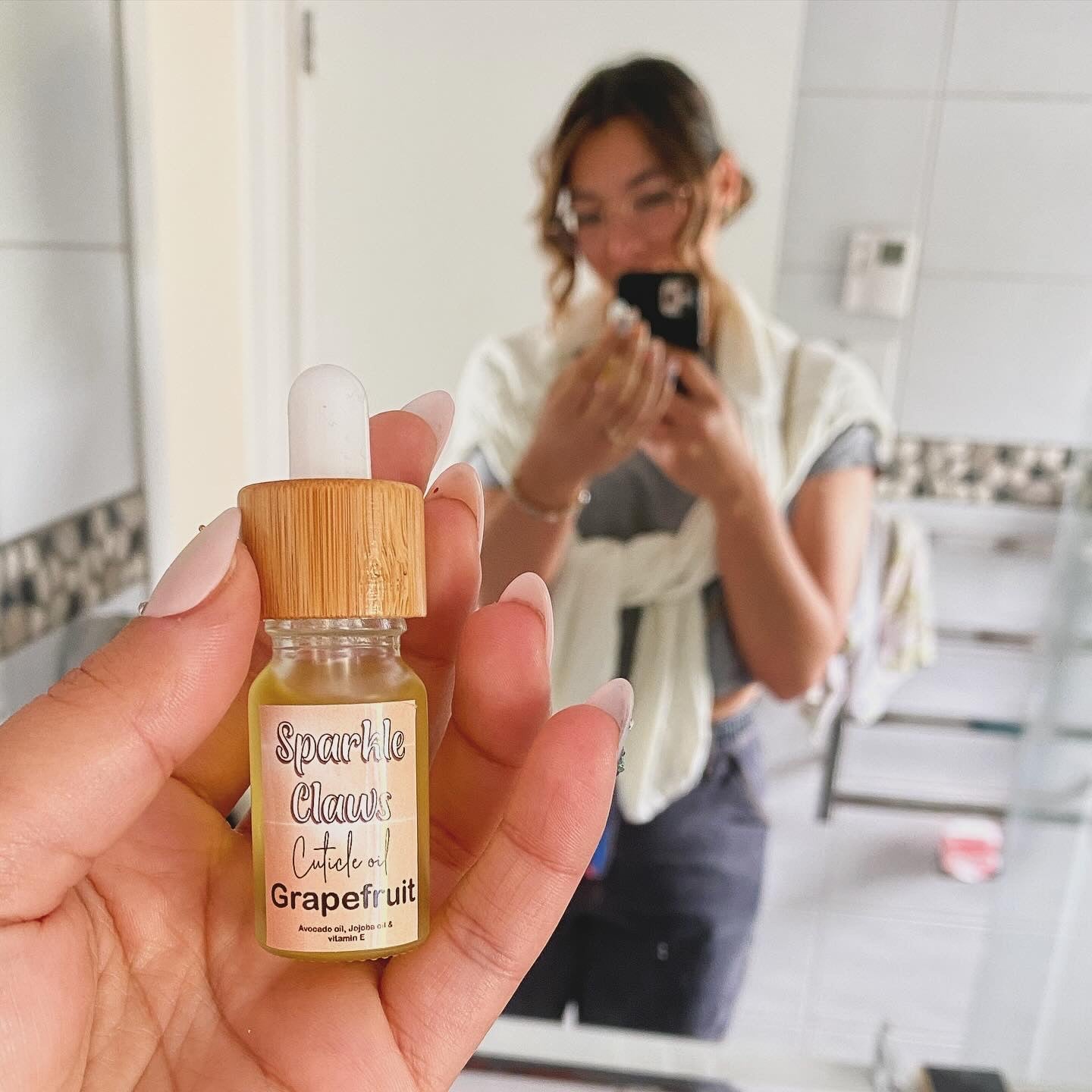 Cuticle oil