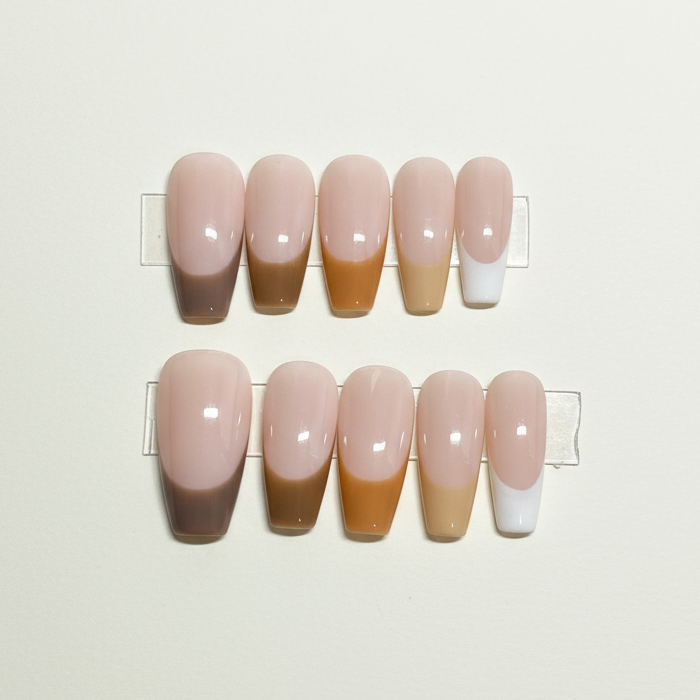 Classic French - 10 nails neatly arranged